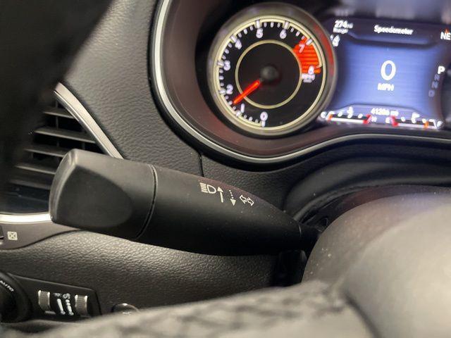 Photo of 2021 Velvet Red Pearlcoat Jeep Cherokee