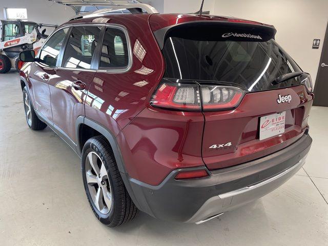 Photo of 2021 Velvet Red Pearlcoat Jeep Cherokee