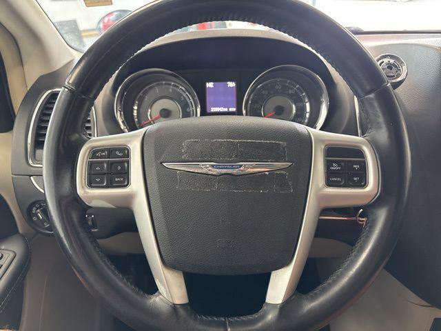 Photo of 2014 Maximum Steel Metallic Clearcoat Chrysler Town & Country