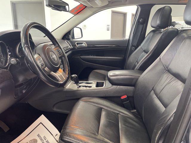 Photo of 2013 Maximum Steel Metallic Clearcoat Jeep Grand Cherokee