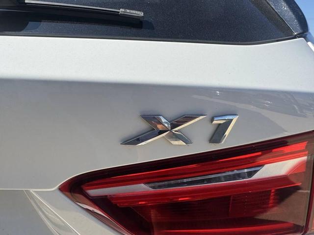 Photo of 2016 White BMW X1