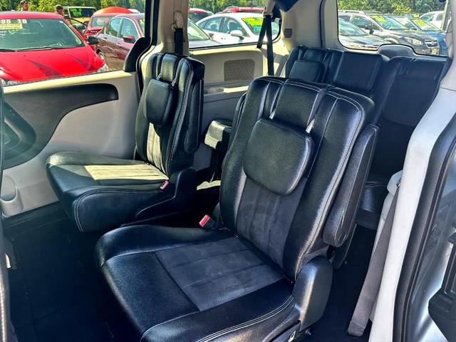 Photo of 2019 Billet Clearcoat Dodge Grand Caravan