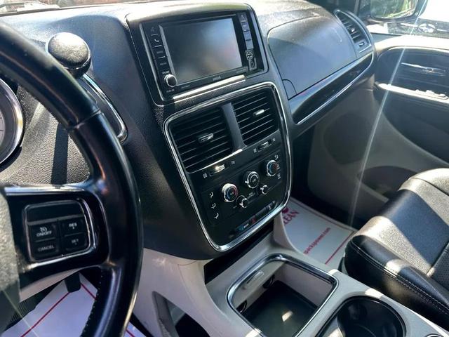Photo of 2019 Billet Clearcoat Dodge Grand Caravan