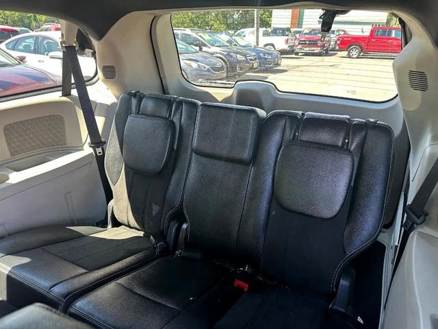 Photo of 2019 Billet Clearcoat Dodge Grand Caravan