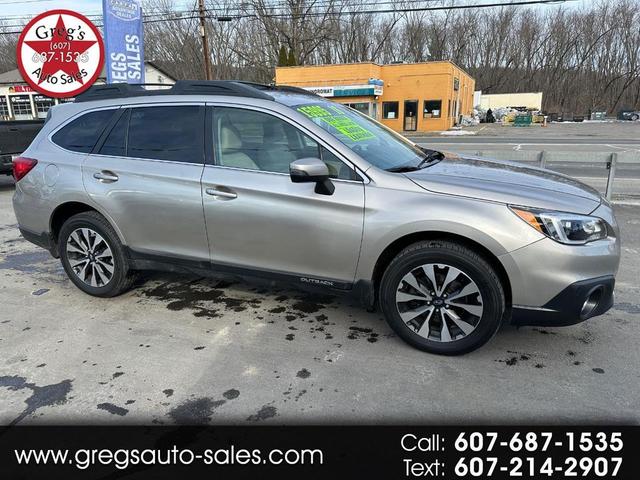 Photo of 2016 Gray Subaru Outback