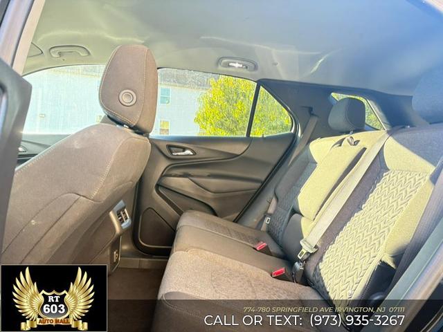 Photo of 2024 Mosaic Black Metallic Chevrolet Equinox
