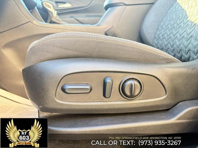 Photo of 2024 Mosaic Black Metallic Chevrolet Equinox
