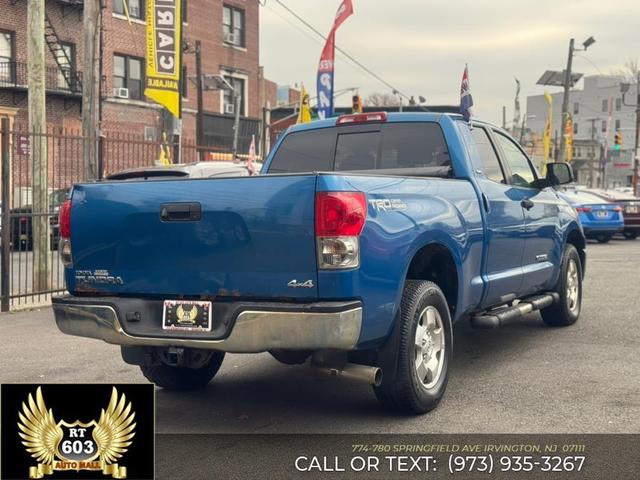 Photo of 2007 Blue Toyota Tundra