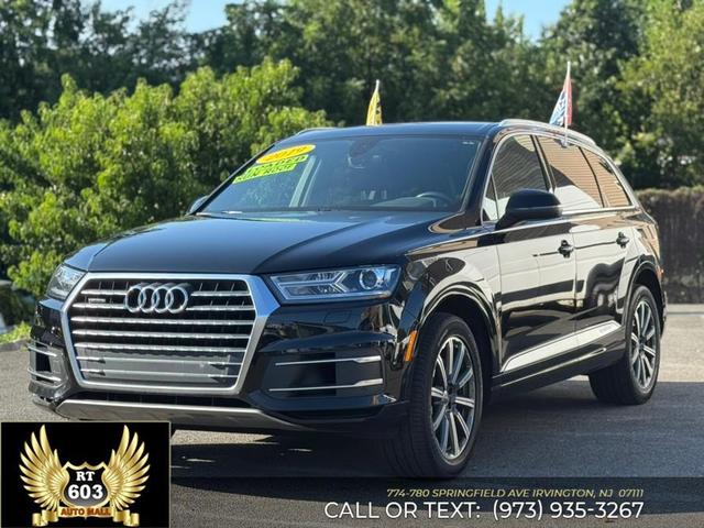 Photo of 2017 Gray Ford Explorer