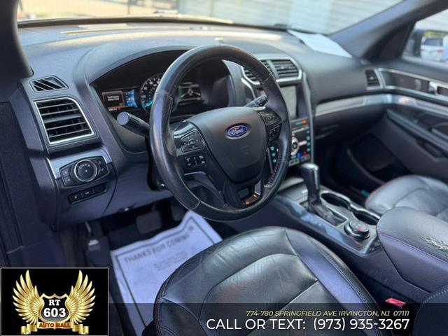 Photo of 2017 Gray Ford Explorer