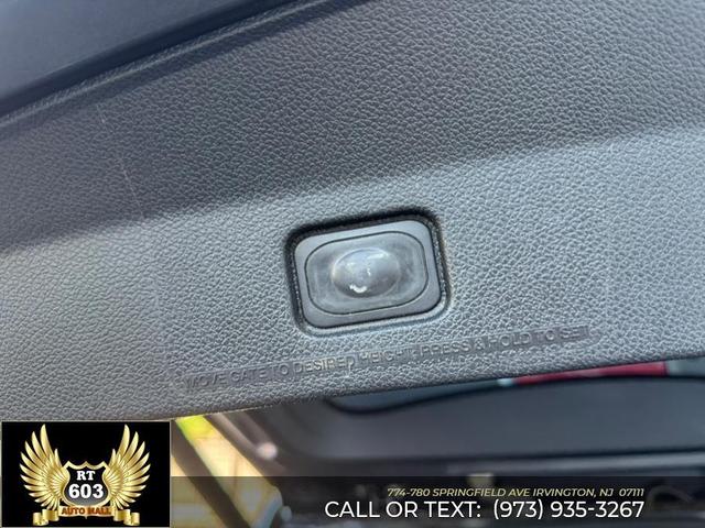 Photo of 2017 Gray Ford Explorer