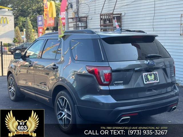 Photo of 2017 Gray Ford Explorer