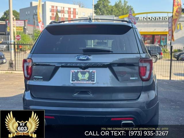Photo of 2017 Gray Ford Explorer