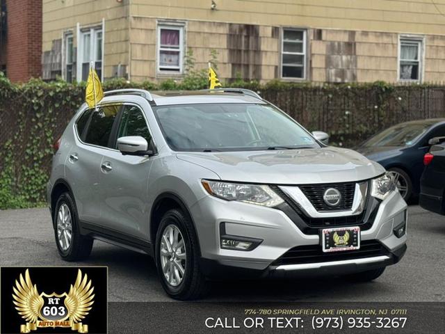Photo of 2018 Brilliant Silver Nissan Rogue