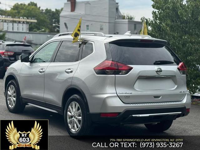 Photo of 2018 Brilliant Silver Nissan Rogue