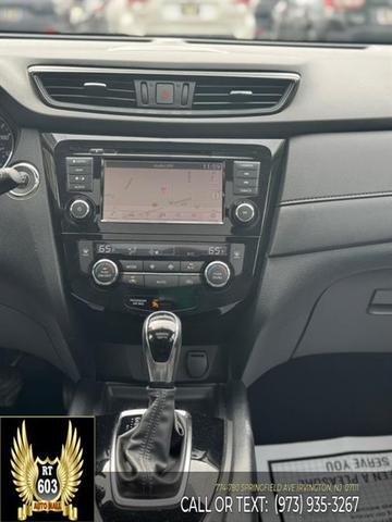 Photo of 2018 Brilliant Silver Nissan Rogue