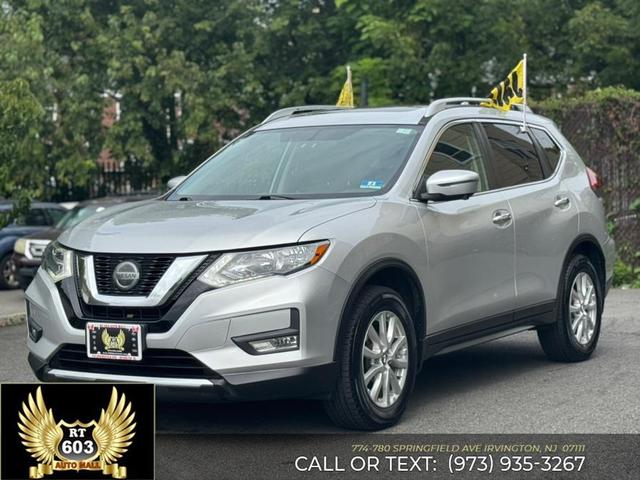 Photo of 2018 Brilliant Silver Nissan Rogue