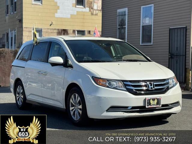 Photo of 2016 White Diamond Pearl Honda Odyssey