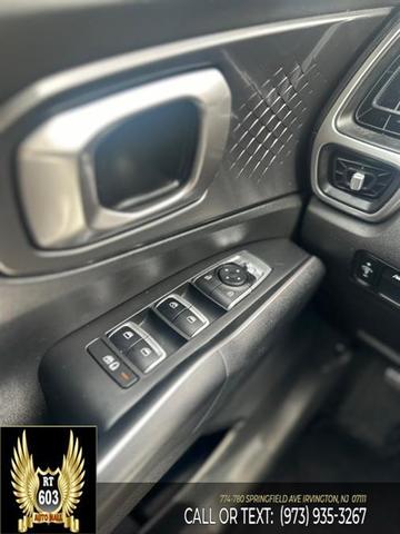Photo of 2021 Everlasting Silver Kia Sorento