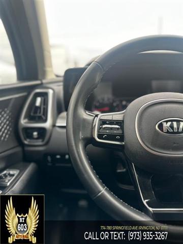 Photo of 2021 Everlasting Silver Kia Sorento