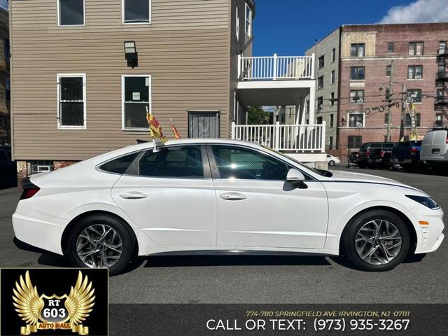 Photo of 2021 Quartz White Hyundai SONATA