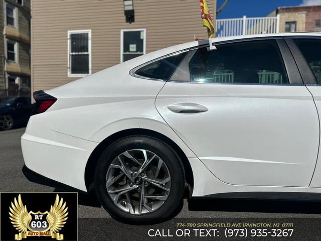 Photo of 2021 Quartz White Hyundai SONATA