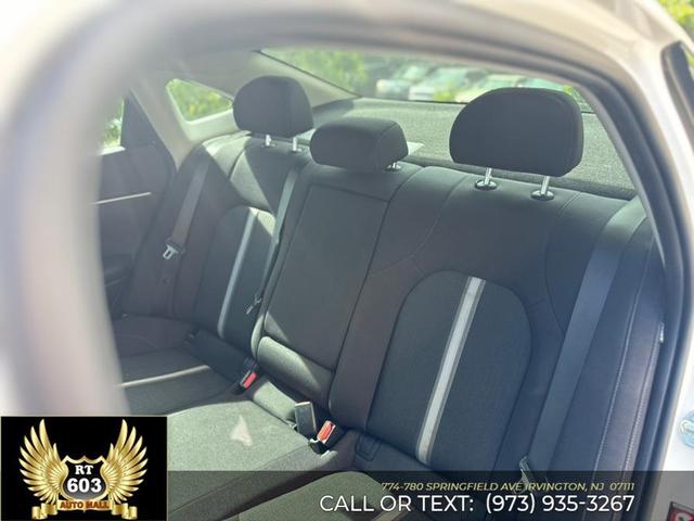 Photo of 2021 Quartz White Hyundai SONATA