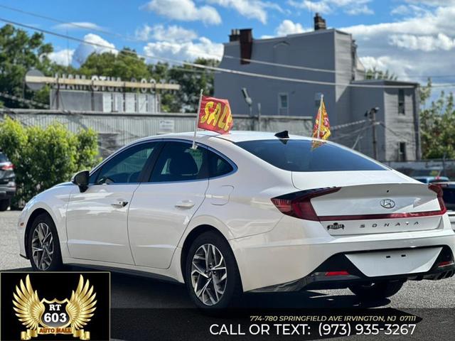 Photo of 2021 Quartz White Hyundai SONATA