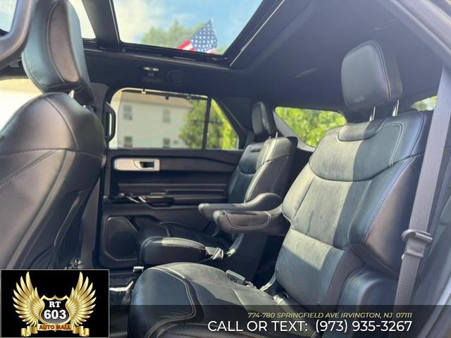 Photo of 2021 Agate Black Metallic Ford Explorer