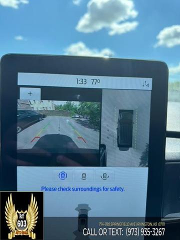 Photo of 2021 Agate Black Metallic Ford Explorer