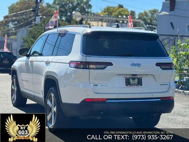 Photo of 2022 Bright White Clearcoat Jeep Grand Cherokee L