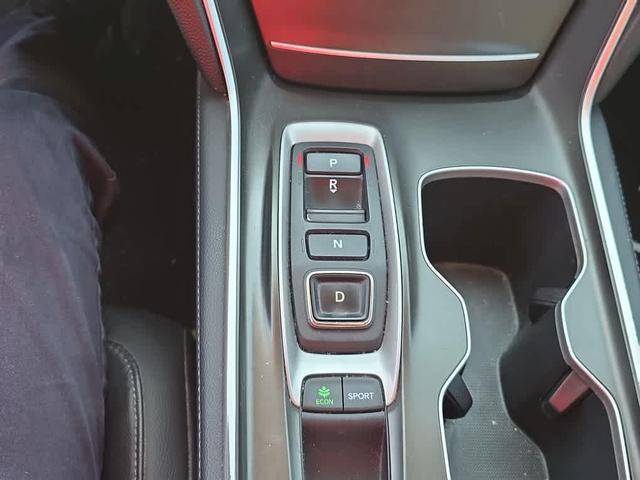 Photo of 2018 Crystal Black Pearl Honda Accord