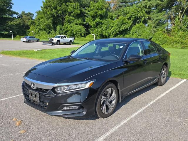Photo of 2018 Crystal Black Pearl Honda Accord
