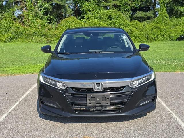 Photo of 2018 Crystal Black Pearl Honda Accord
