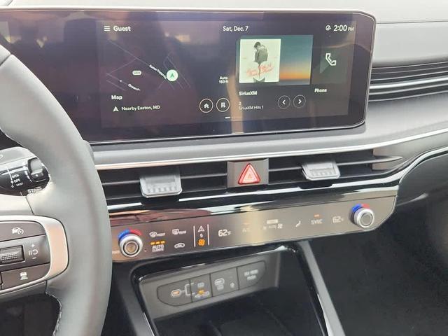 Photo of 2025 Aurora Black Pearl Kia K5