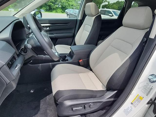 Photo of 2026 Platinum White Pearl Honda CR-V