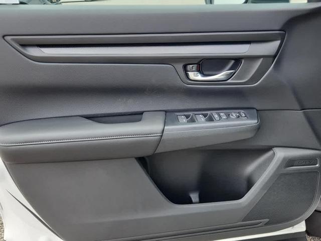 Photo of 2026 Platinum White Pearl Honda CR-V
