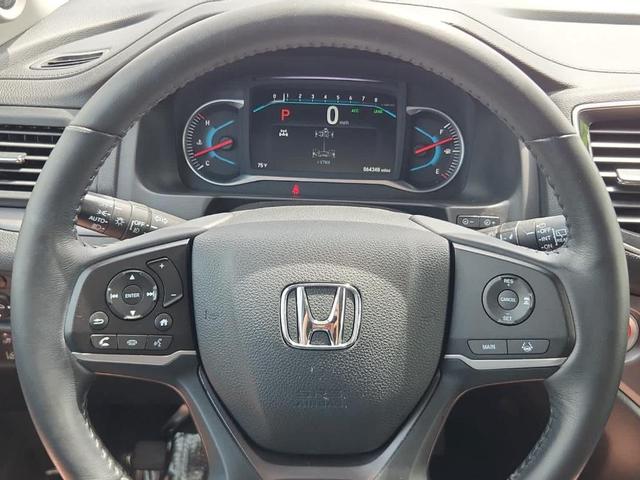 Photo of 2020 Crystal Black Pearl Honda Pilot