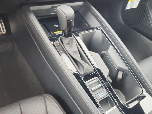 Photo of 2025 Platinum White Pearl Honda Accord Hybrid