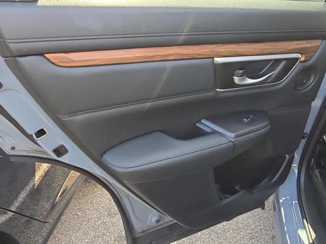 Photo of 2022 Sonic Gray Pearl Honda CR-V Hybrid