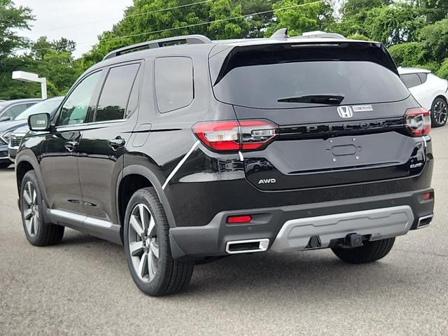 Photo of 2025 Crystal Black Pearl Honda Pilot