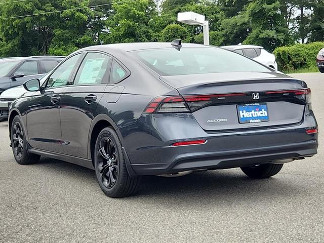 Photo of 2025 Meteorite Gray Metallic Honda Accord
