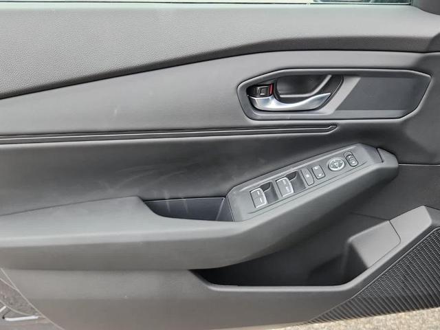 Photo of 2025 Meteorite Gray Metallic Honda Accord