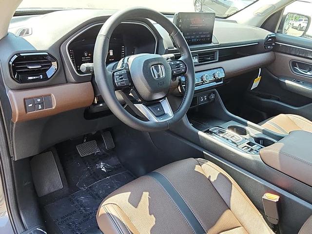 Photo of 2025 Modern Steel Metallic Honda Pilot