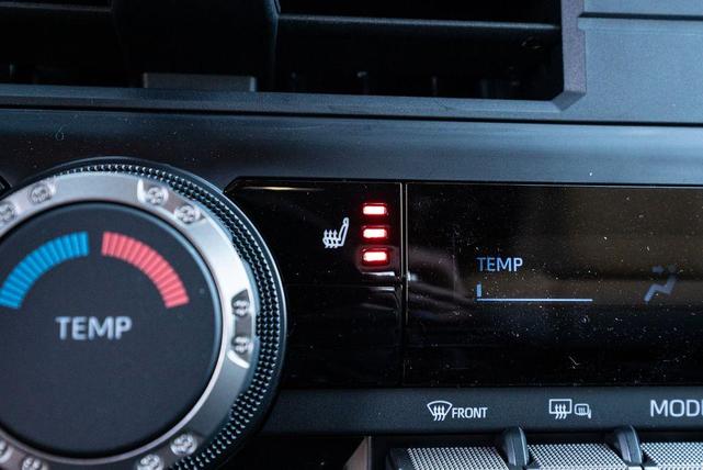 Photo of 2025 01L7 Toyota Tacoma