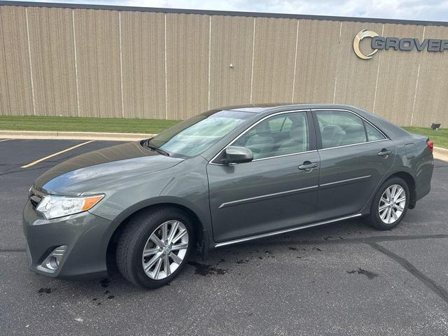 Photo of 2013 Cypress Pearl Toyota Camry