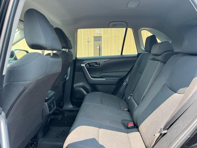 Photo of 2024 Midnight Black Metallic Toyota RAV4