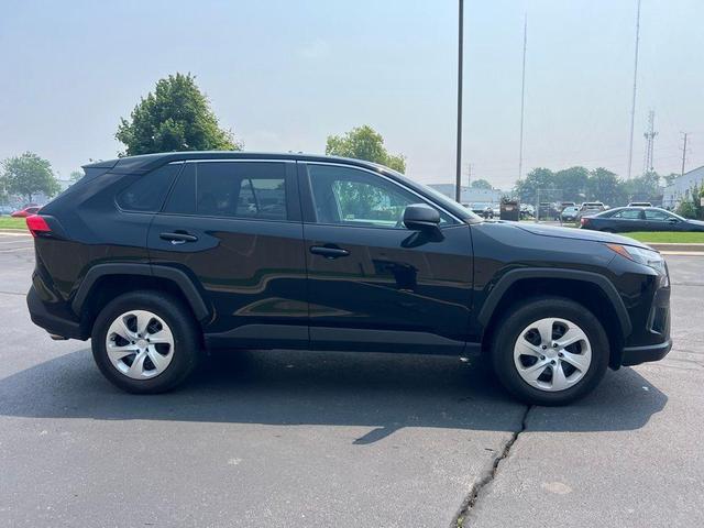 Photo of 2024 Midnight Black Metallic Toyota RAV4