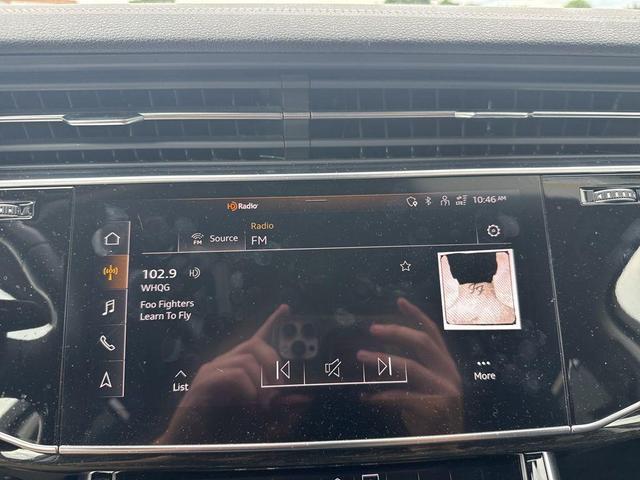 Photo of 2023 Glacier White Metallic Audi Q7