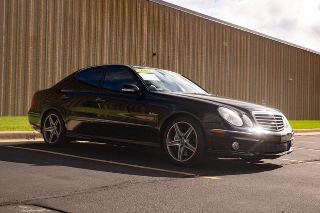 Photo of 2007 Black Mercedes-Benz E-Class
